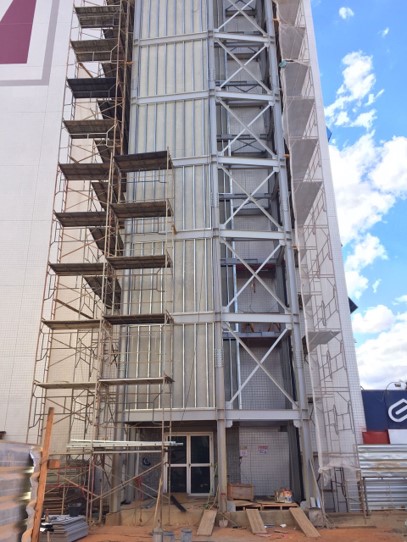 Hospital Universitário Clemente Faria — Infraestrutura para elevador de grande capacidade